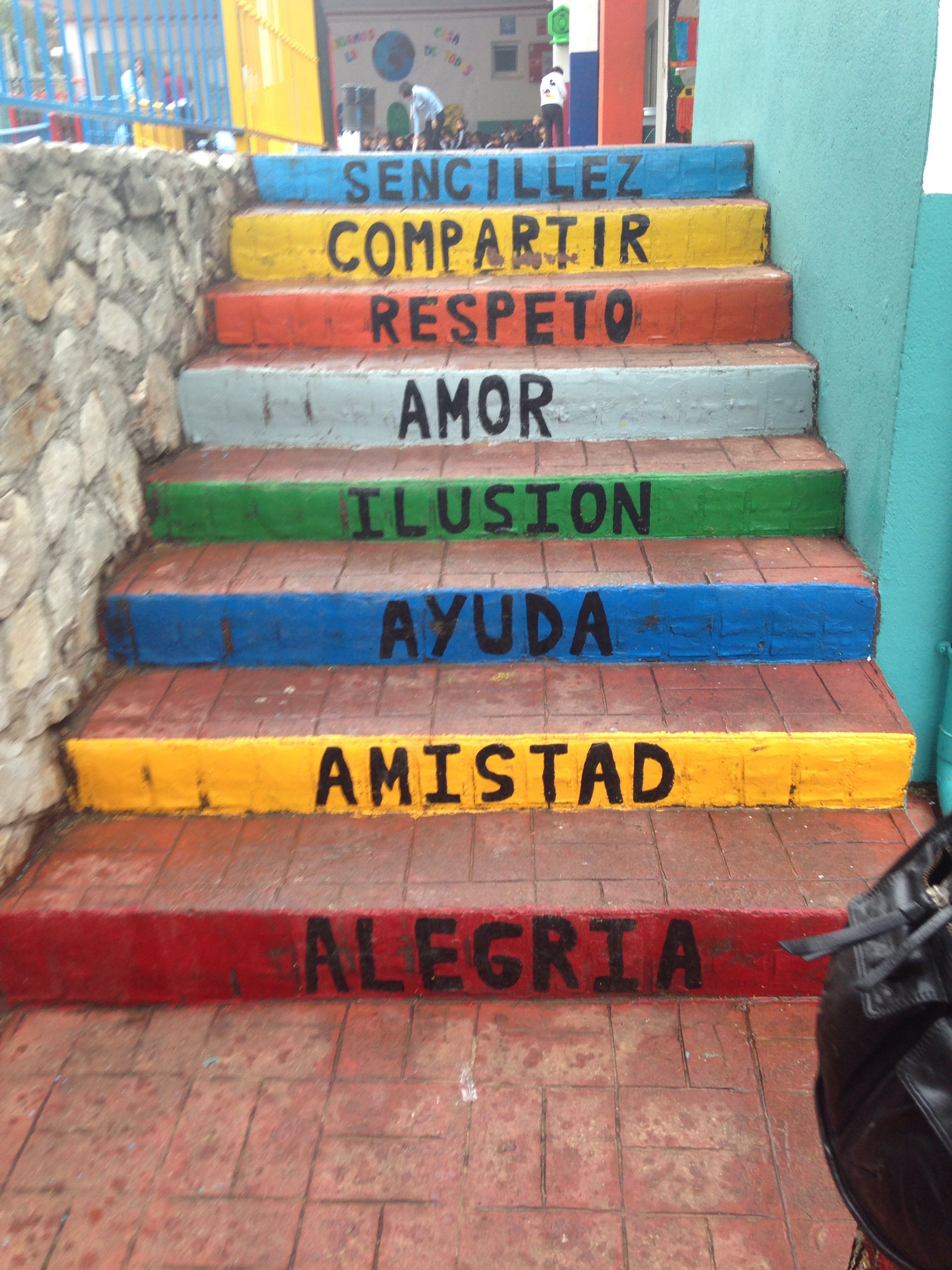 Escaleras La Presentación - Escuela Infantil CON C DE CARIÑO